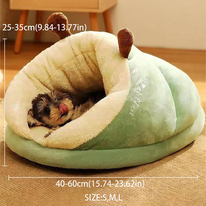 MADDEN Cozy Slipper-Shaped Pet Bed – Warm, Breathable, Washable & Foldable