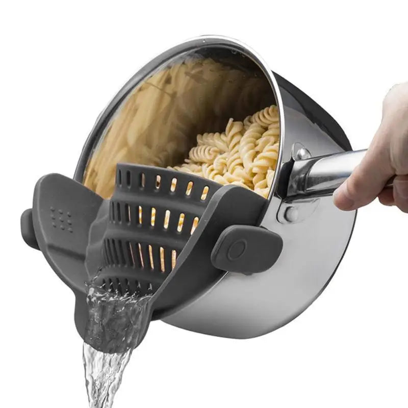 Strainer Clip – Universal Drain Rack for Pans, Bowls, and Washing Vegetables, Rice, Pasta.