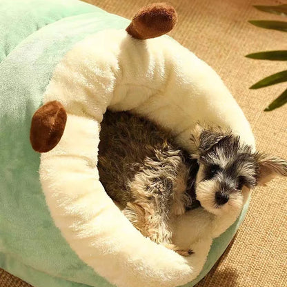 MADDEN Cozy Slipper-Shaped Pet Bed – Warm, Breathable, Washable & Foldable